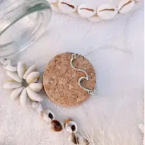 Collier vague
